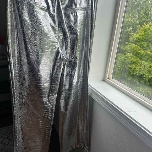 Avec Les Filles croc embellished Silver Metallic Wide Leg Pants - Picture 5 of 5